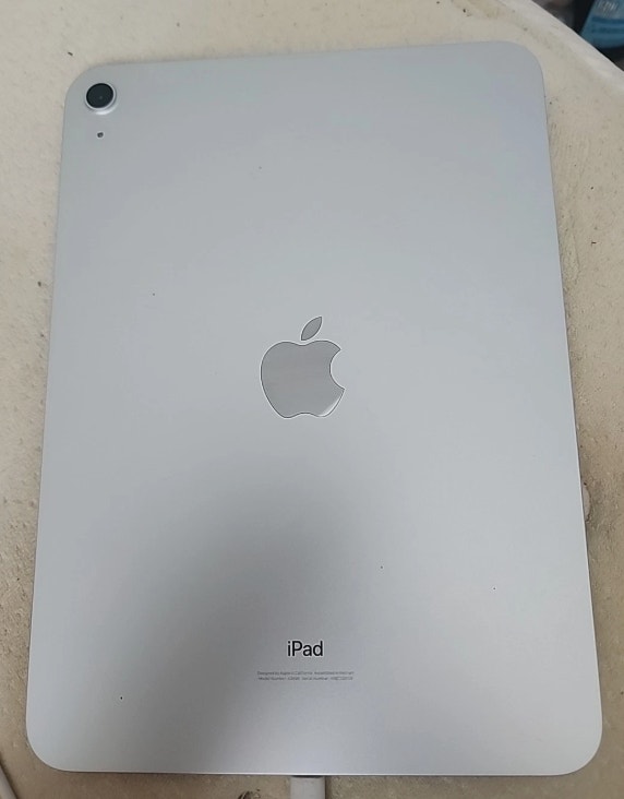 Apple iPad (10th Generation) 64 GB - photo 2