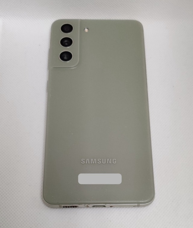 Samsung S21 FE Unlocked - photo 2