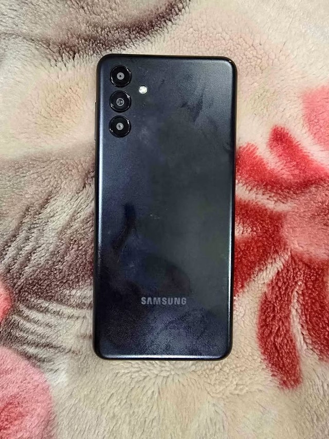 Samsung Galaxy A13 5g 64gb - Unlocked - photo 2