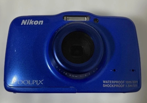Nikon COOLPIX S32 13.2MP Waterproof Shock Digital Camera