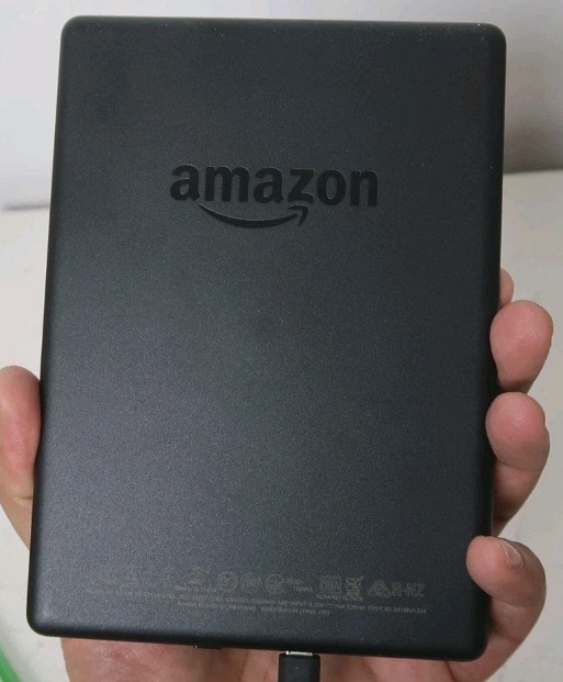 Amazon Kindle 8th Gen Wi-Fi 6" eBook Reader - photo 2