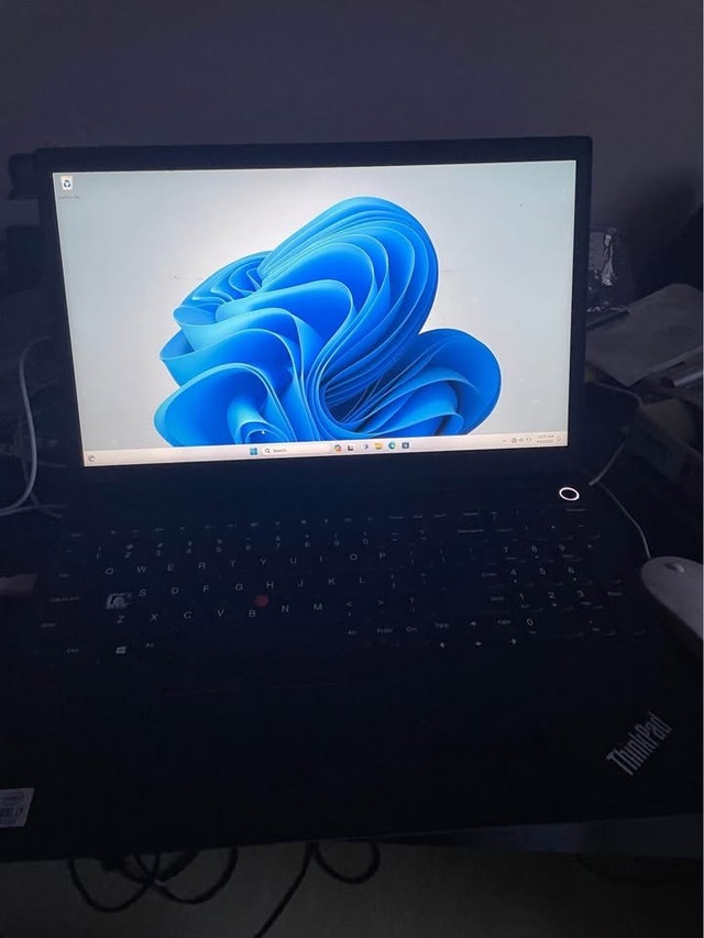 ThinkPad E15 i7-10510U 8GB RAM 256GB SSD Laptop