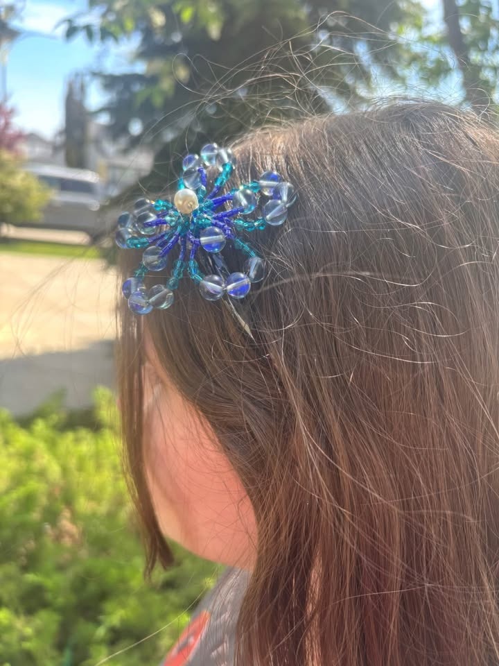 Handcrafted Blue Beaded Flower Headband - photo 2