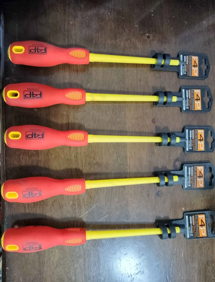 Insulated Screwdrivers
