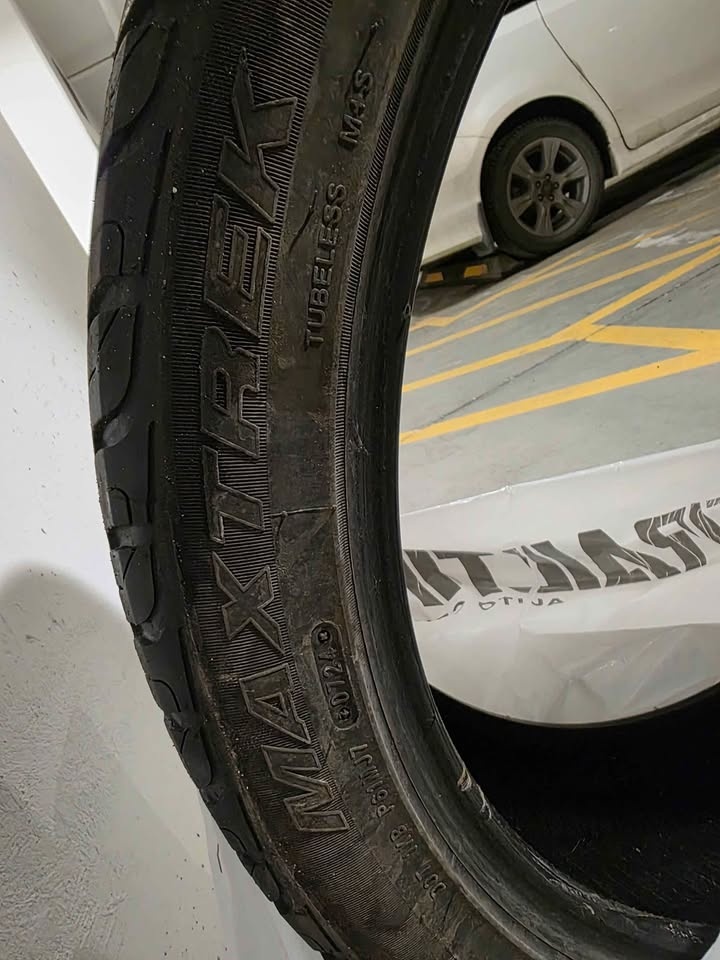 Maxtrek All Season Tires x 4 - 60% Tread - photo 3