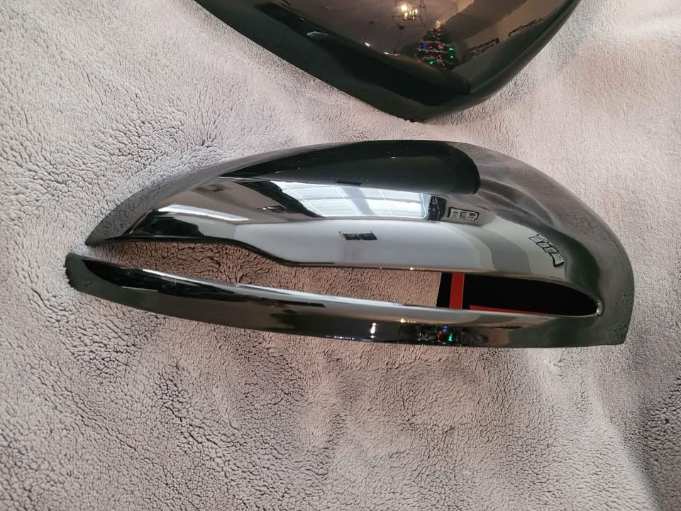 Mercedes C300 Gloss Black Mirror Caps - photo 4