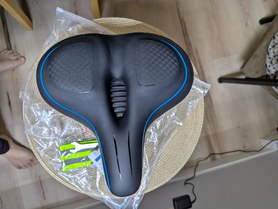 TONBUX Wide Bike Seat for Men & Women