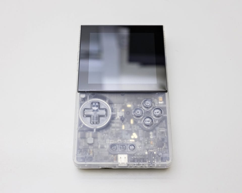 Analogue Pocket LE Transparent Clear