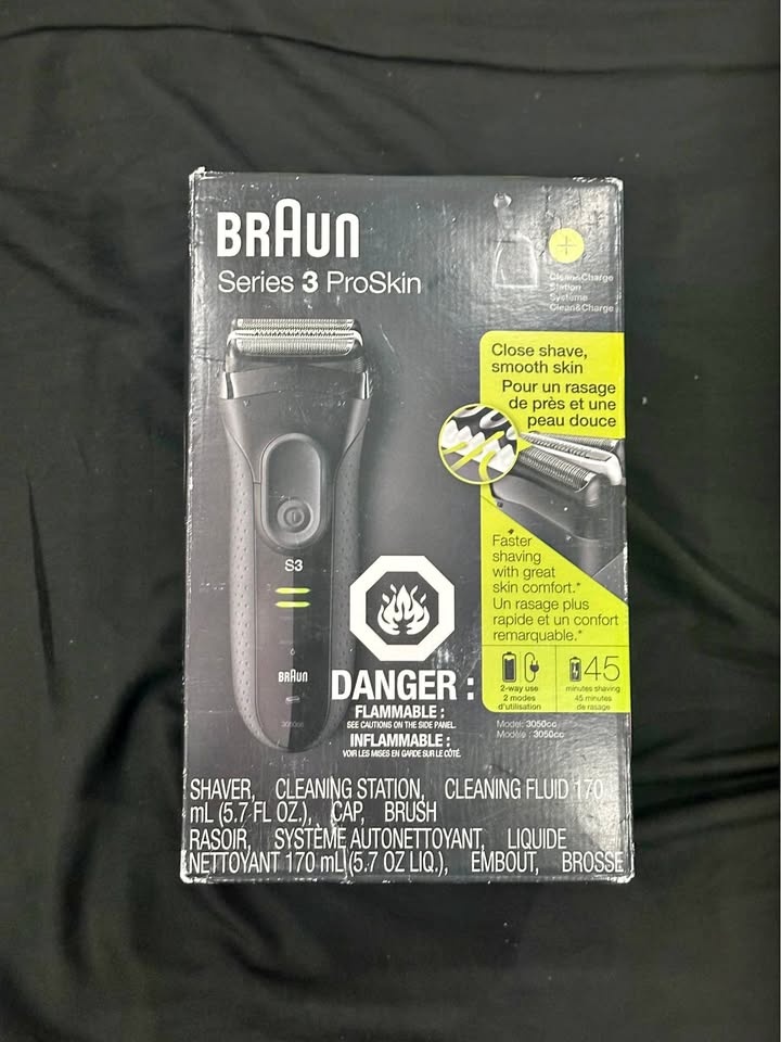 BRAUN Series 3 Proskin + Clean & Charge Station