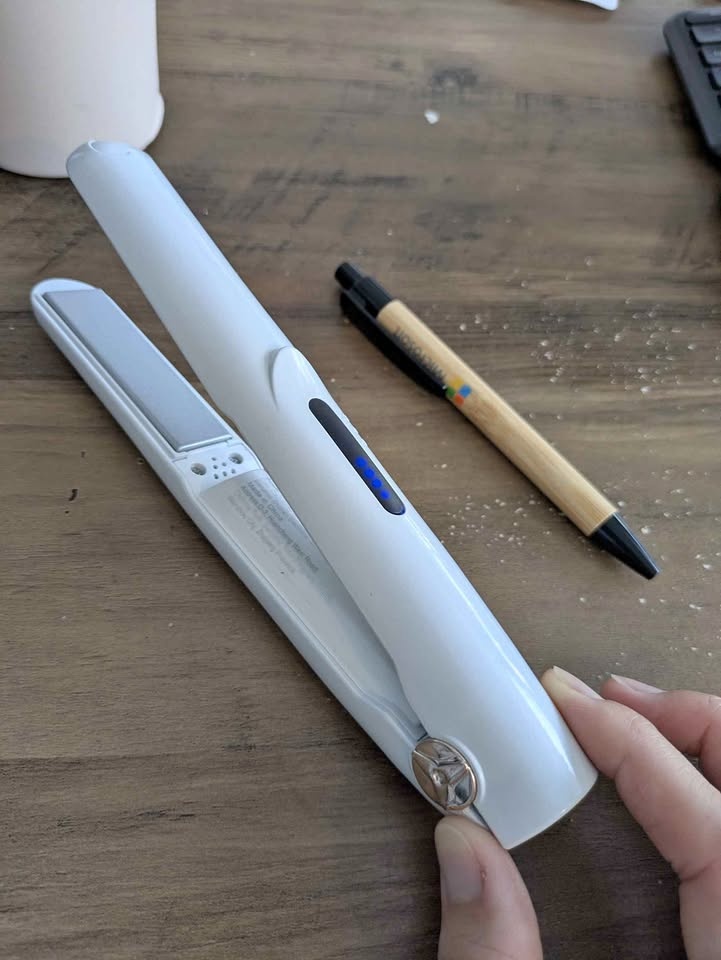 Cordless Rechargeable Flat Iron