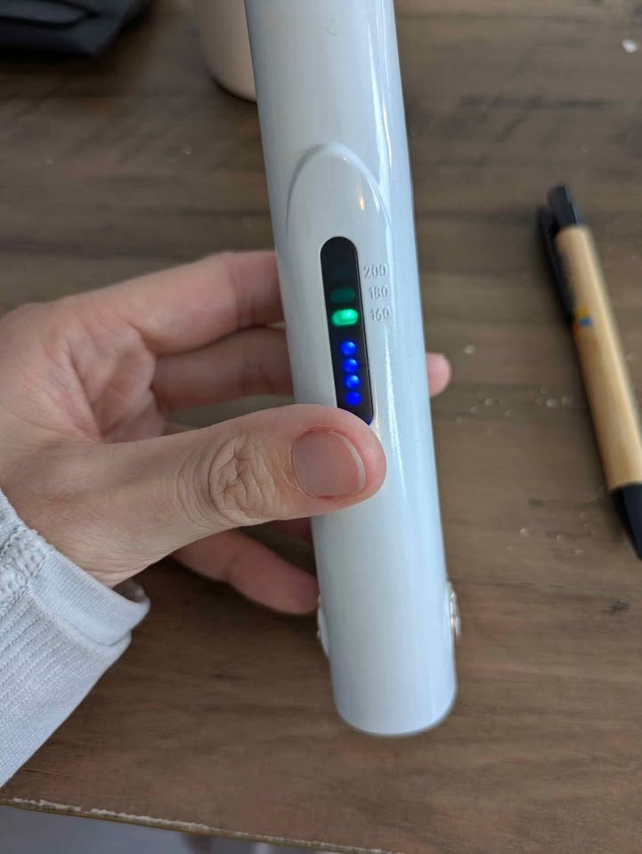 Cordless Rechargeable Flat Iron - photo 3