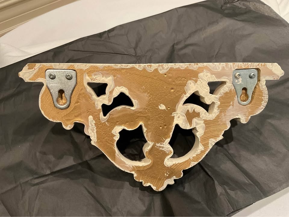 Vintage Wall Shelf Ornate Cream and Gold - photo 5
