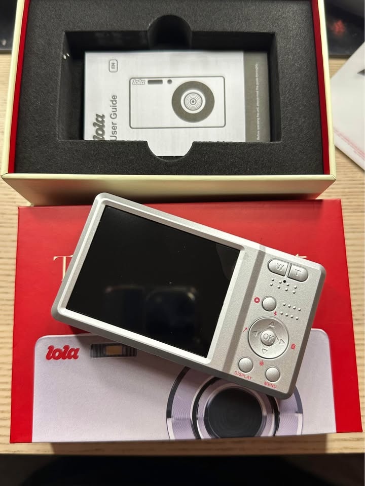 Brand New Lola Digital Camera in Box - photo 2