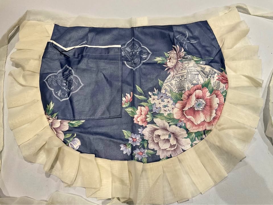 Vintage Apron Floral Ruffle Retro Waist Apron