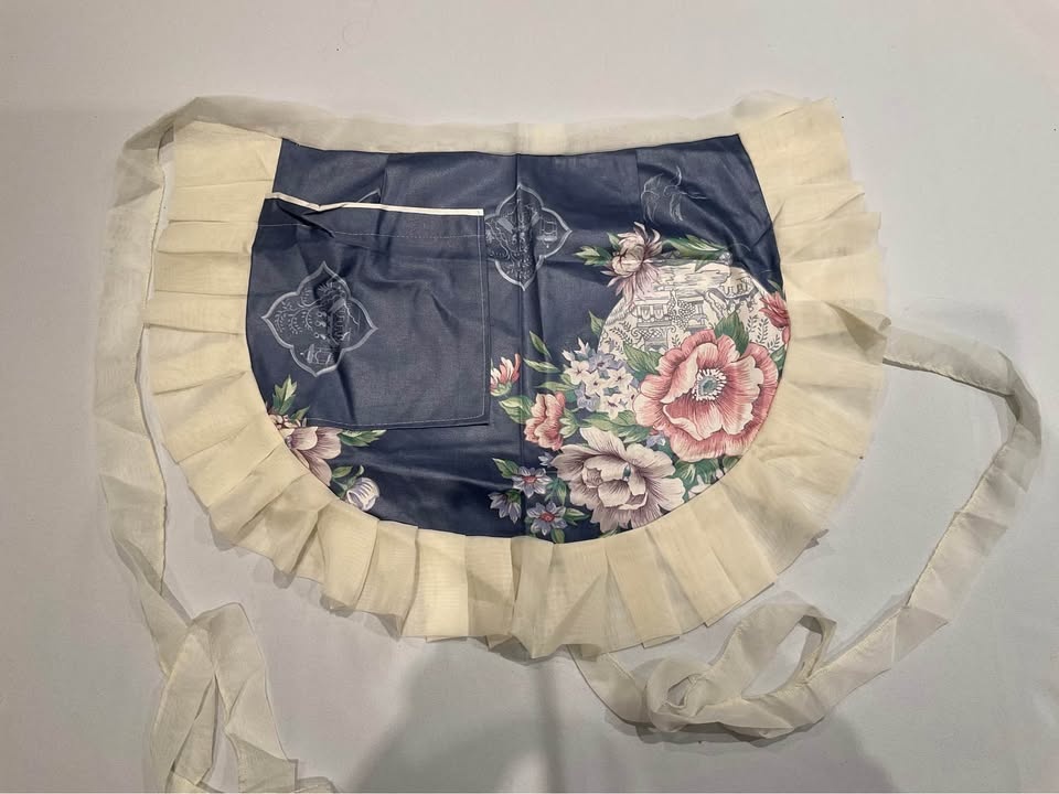 Vintage Apron Floral Ruffle Retro Waist Apron - photo 2