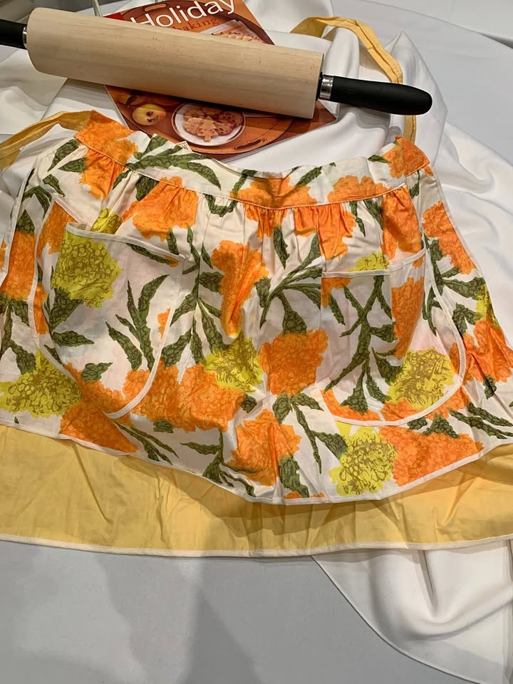 Vintage Apron Yellow Floral REVERSABLE