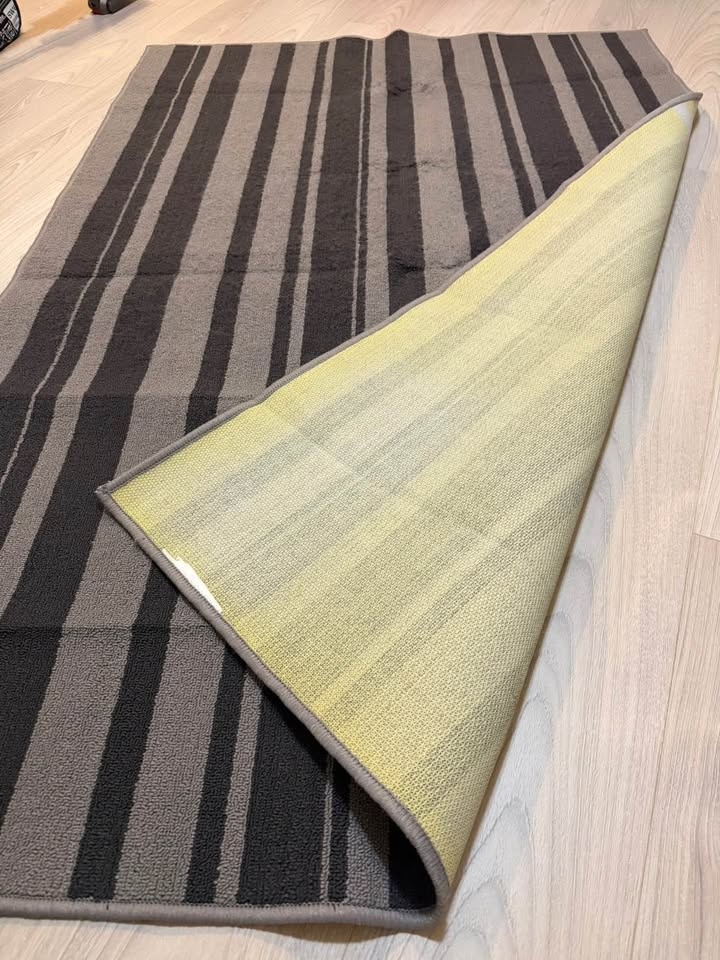 Grey area rug - photo 3