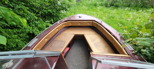 17ft Bayliner Boat - Mercury 85 HP - photo 4