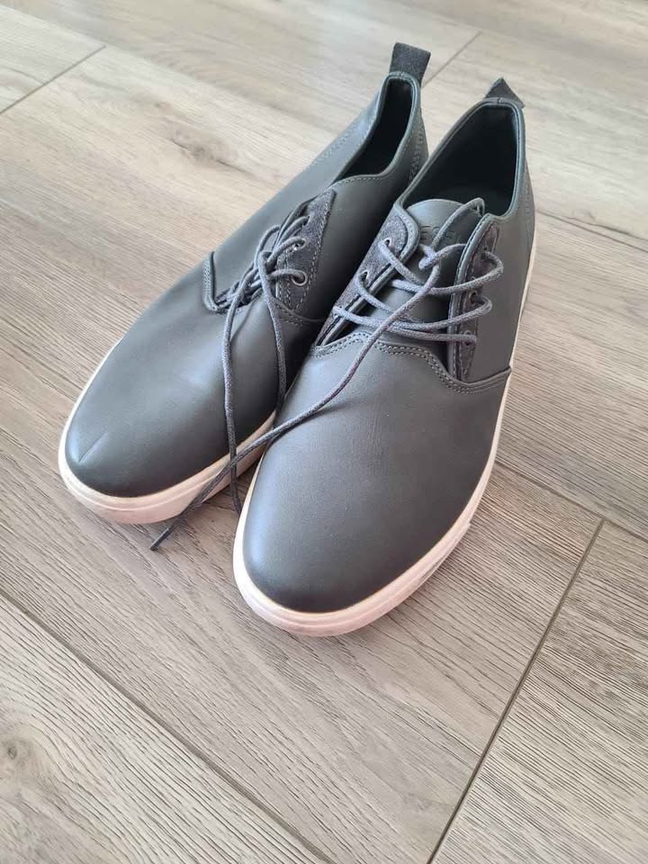 Size 12 Men's Grey Casual Shoes - photo 2