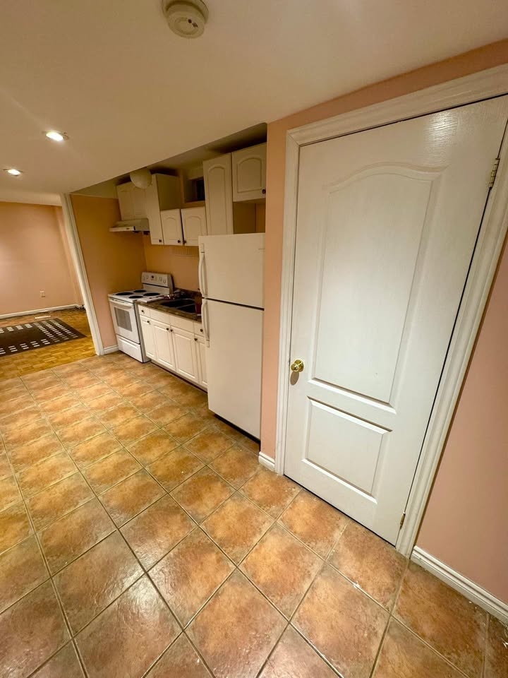 Spacious Studio Apartment for Rent in Ajax - photo 5