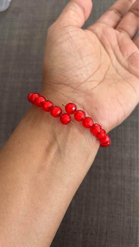 Handmade Beaded red and gold bracelet - photo 3