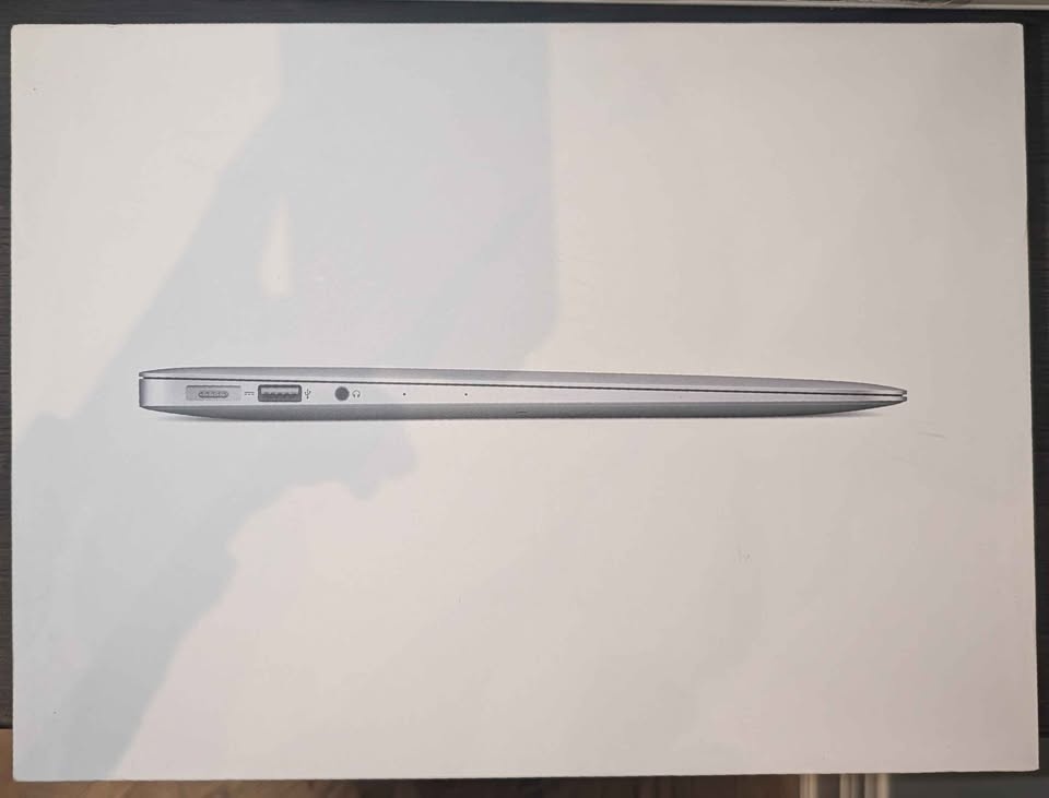 Macbook Air 13.3in 128+500 GB 2016 Apple - photo 3