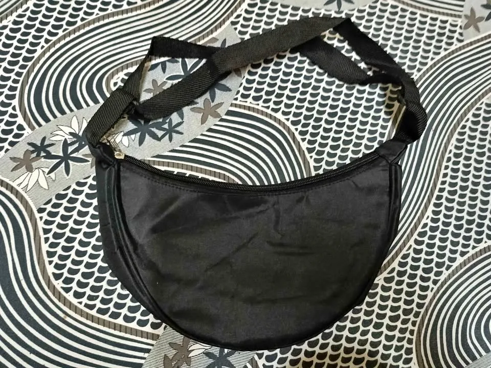 Sling bag for sale thumbnail
