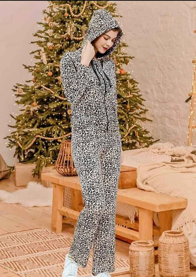 Woolicity Women's XXL Velour Sweatsuit Set - photo 5