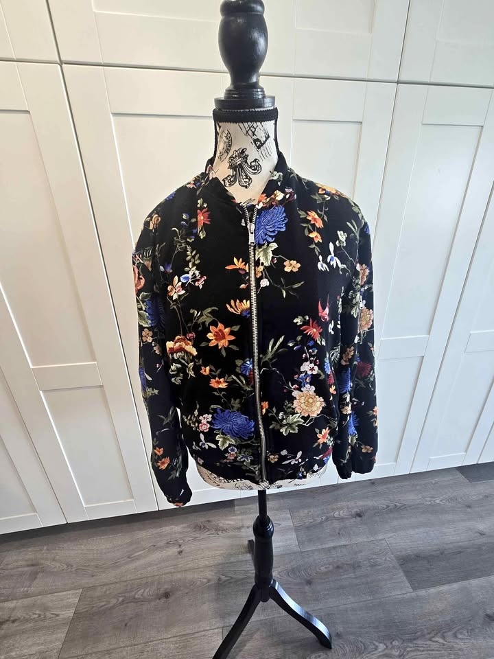 Zara floral shorter coat