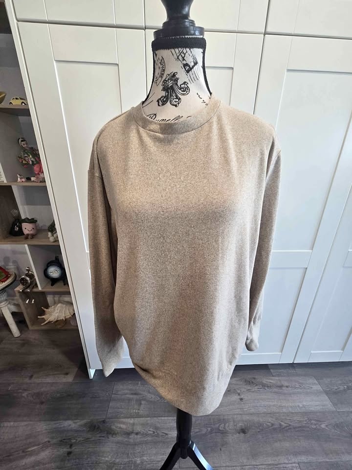 Uniqlo Extremely Soft Sweater