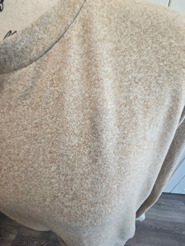 Uniqlo Extremely Soft Sweater - photo 2