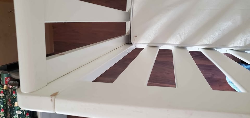 Child Craft 4-in-1 Convertible Crib - photo 4