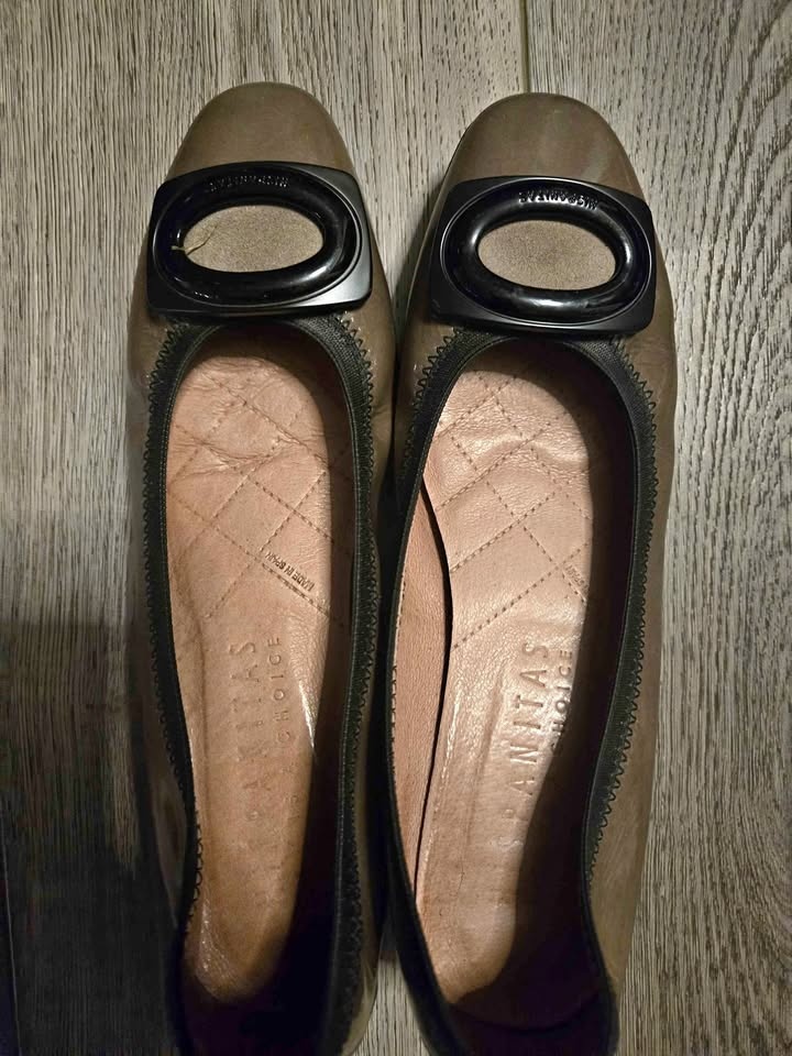 Hispanitas size 8 shoes great condition obo