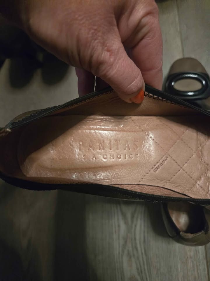 Hispanitas size 8 shoes great condition obo - photo 2