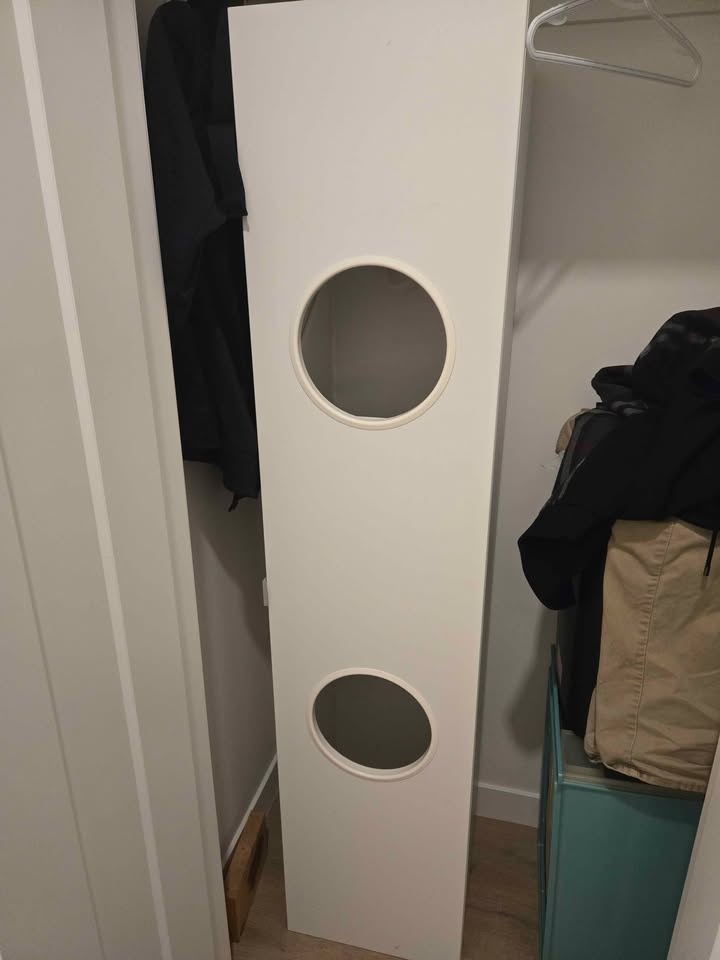 Ikea NJYJON Laundry Cabinet - photo 2