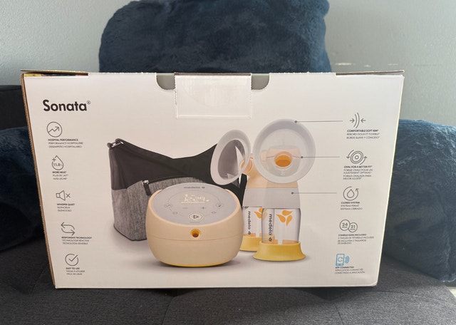 BRAND NEW Medela Sonata Double Electric Pump - photo 3