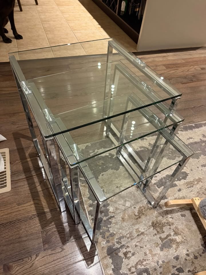 Glass nesting tables - photo 2