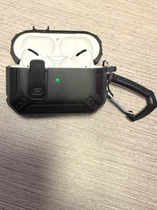 AirPods Pro with Free Case - photo 2