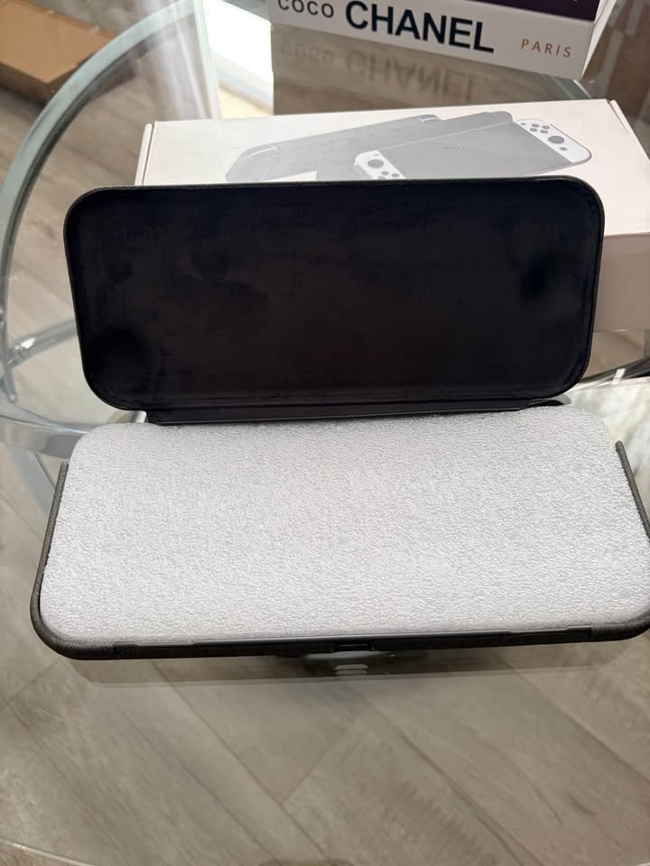 New Dual Magnetic Flip Case for Switch OLED - photo 4
