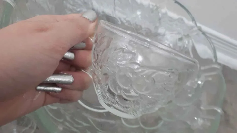 Vintage Glass Fruit Punch Set Read Description image indicator(5)