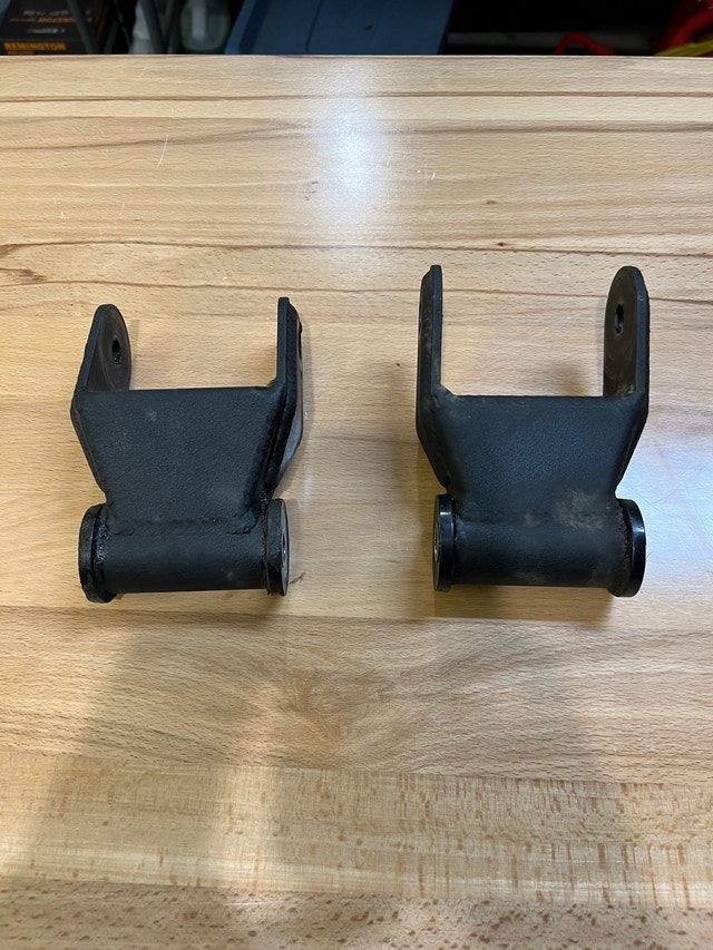 Ford F-150 Reinforced Rear Shackles