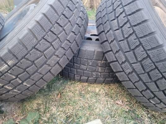 Dunlop Winter Tires on Rims - 195/60r15 - photo 3