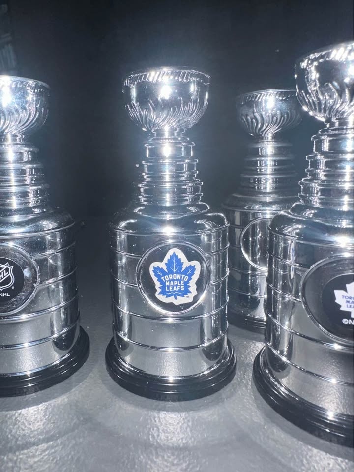Labatt Stanley Cup NHL Trophy - Maple Leafs & More! Vintage