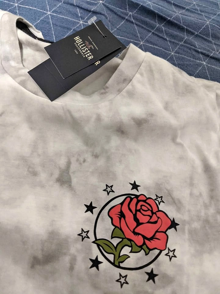 Hollister T-Shirt - New with Tags - Summer Muscle Fit