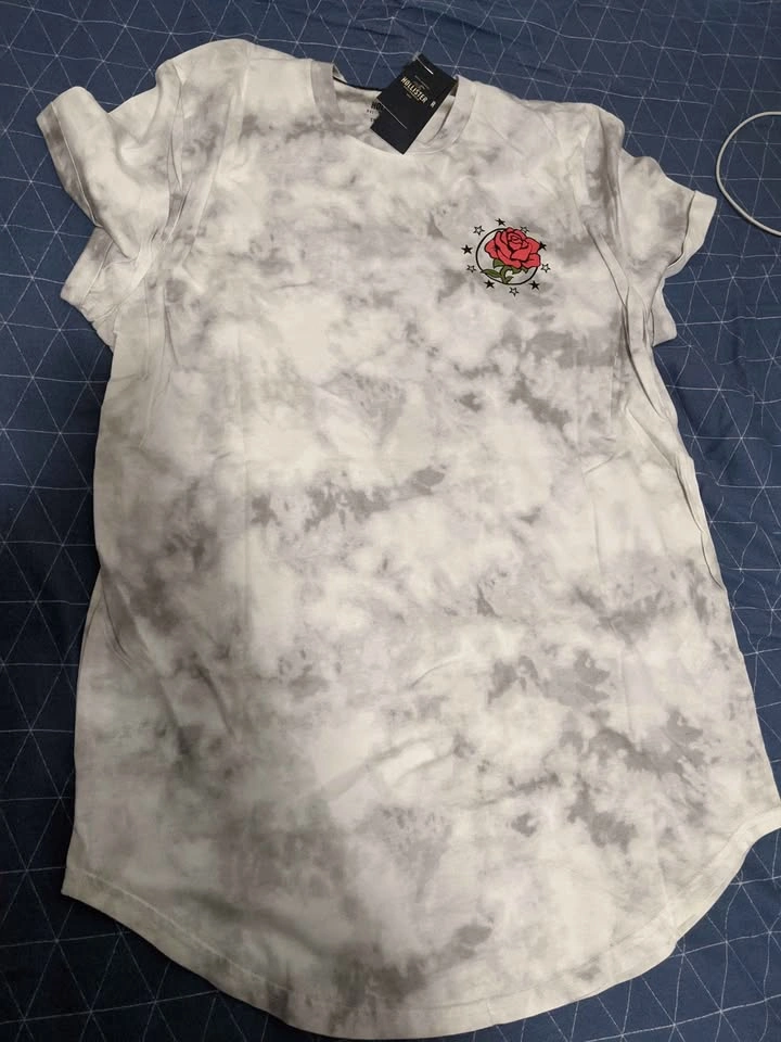 Hollister T-Shirt - New with Tags - Summer Muscle Fit - photo 3