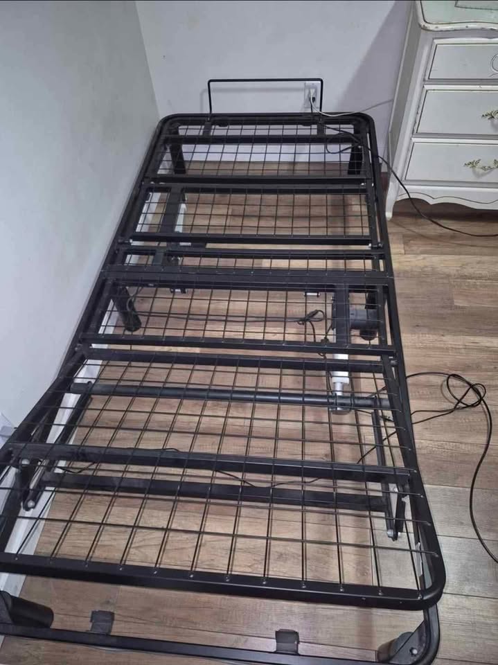 Twin adjustable bed - photo 4
