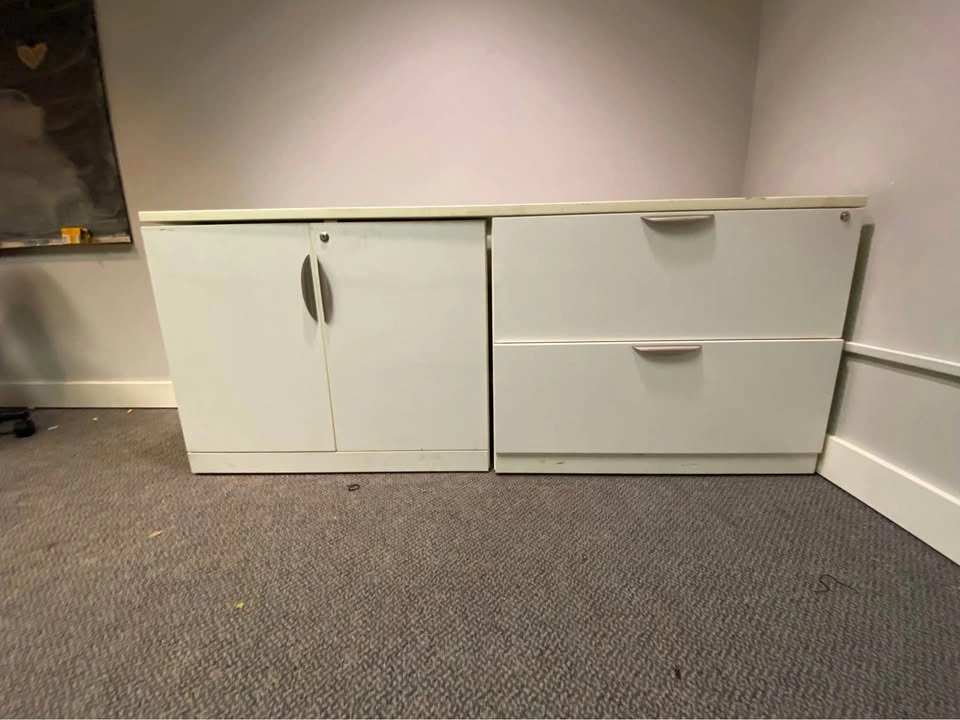 White drawers - photo 4