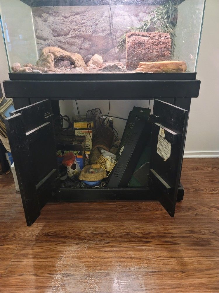 40" Gallon Breeder Reptile Glass Tank With Pine Wood Stand (Blk) - photo 3