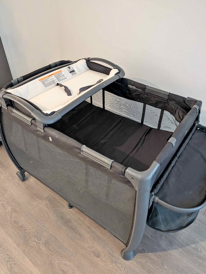 Joovy Room All in one Playpen