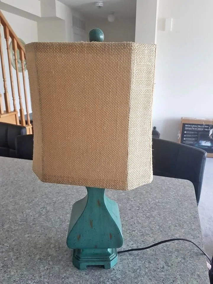 Table Lamp in excellent condition thumbnail